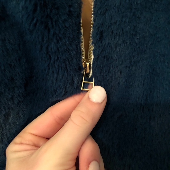 Colorblock Faux Fur Jacket - Picture 7 of 7